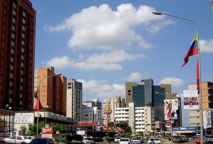 Varios sectores de Maracaibo llevan más de 15 horas sin luz