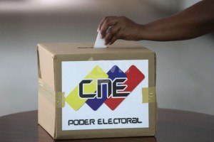 Maniobra electoral del chavismo complica el triunfo de la oposición en parlamentarias