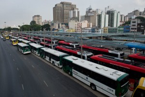 Huelga de autobuses genera caos en Sao Paulo