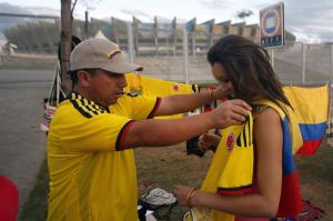 Amarillo, azul y rojo de Colombia toman alrededores del estadio Mineirao (Fotos)