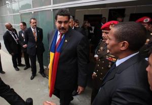 Maduro felicitó a Santos