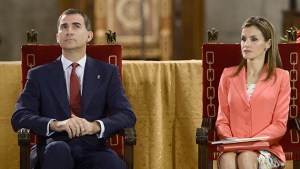¡Escándalo! La tía de la futura reina de España hace campaña en Twitter contra la monarquía