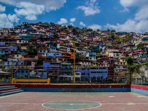 El sueño de una Venezuela sin pobreza, cada vez más lejos