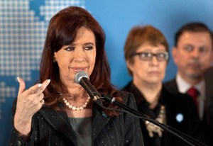 Kirchner: Argentina tiene “vocación de pagar” y no caerá en default