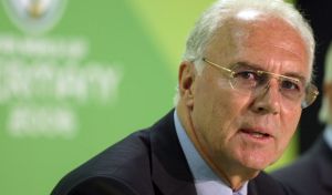 Beckenbauer sorprendido por el retiro de Lahm