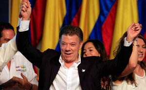 Santos responde a Uribe sobre el presunto fraude en los comicios