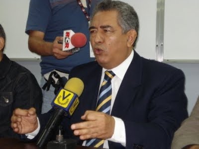 Pablo Medina rechaza “show” electoral de Juan Manuel Santos
