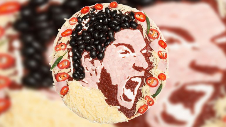 Ingleses diseñan una pizza para “morder” al uruguayo Luis Suárez