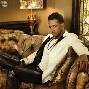 Romeo Santos estrena “Eres Mía”