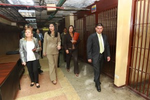 Para “optimizar” el servicio público, Presidenta del TSJ inspecciona Palacio de Justicia de Caracas