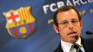 Expresidente del FC Barcelona imputado en caso Neymar