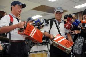 Decodificadas las dos cajas negras del avión estrellado en Taiwán