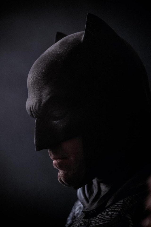 Revelan nueva imagen de Ben Affleck como Batman
