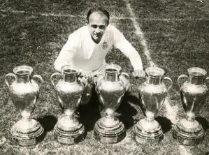Alfredo Di Stéfano vivió su etapa de más éxitos como entrenador en el Valencia