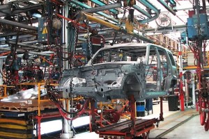 Paralización del sector automotriz responde al “fracaso de la política económica”