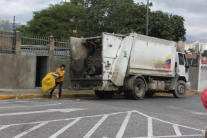 Concejal Barroso: En Sucre seguimos trabajando unidos para normalizar la recolección de desechos sólidos