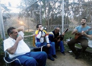 Hacen circular supuesta foto de Leopoldo, Scarano, Ceballos y Lucchese en Ramo Verde