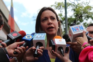 Imputan delito de “instigación pública” a María Corina Machado por llamado a protesta
