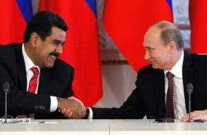 Maduro remata activos petroleros a Rusia en carrera para evitar un default