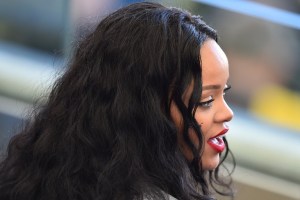 Esto es lo que gasta Rihanna en su cabello cada semana