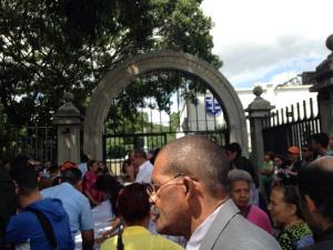 “Grupos armados” impidieron acto en apoyo a Leopoldo López (Fotos)