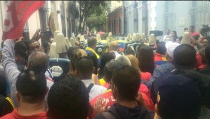 La espada de Bolívar recorrió las calles del centro de Caracas