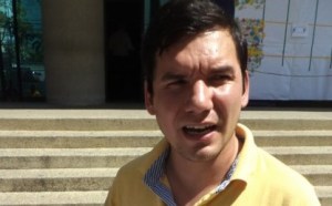 Diputado Julio Rivas denuncia que fue golpeado por funcionarios de PoliValencia
