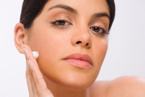 Tres pasos para una piel perfecta: Luce una piel joven y saludable