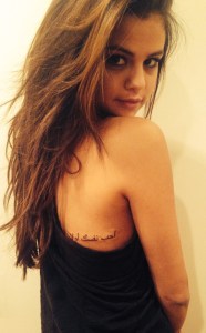 Selena Gómez estrena tatuaje (Foto)