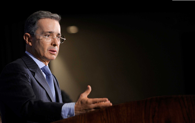 Alvaro Uribe Vélez, ex Presidente de Colombia 