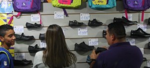 Se gasta más de ocho mil bolívares para vestir a un escolar