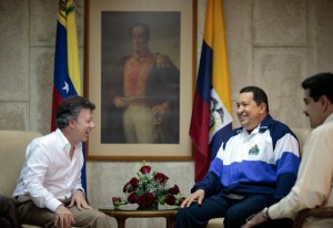 Para Santos Maduro es Chávez