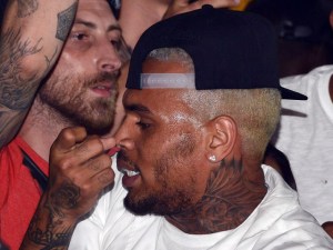 El polémico Chris Brown fue blanco de un atentado en Los Angeles