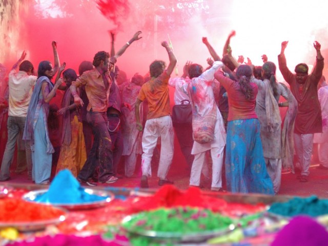Holi (Festival of Colours), Hindu World