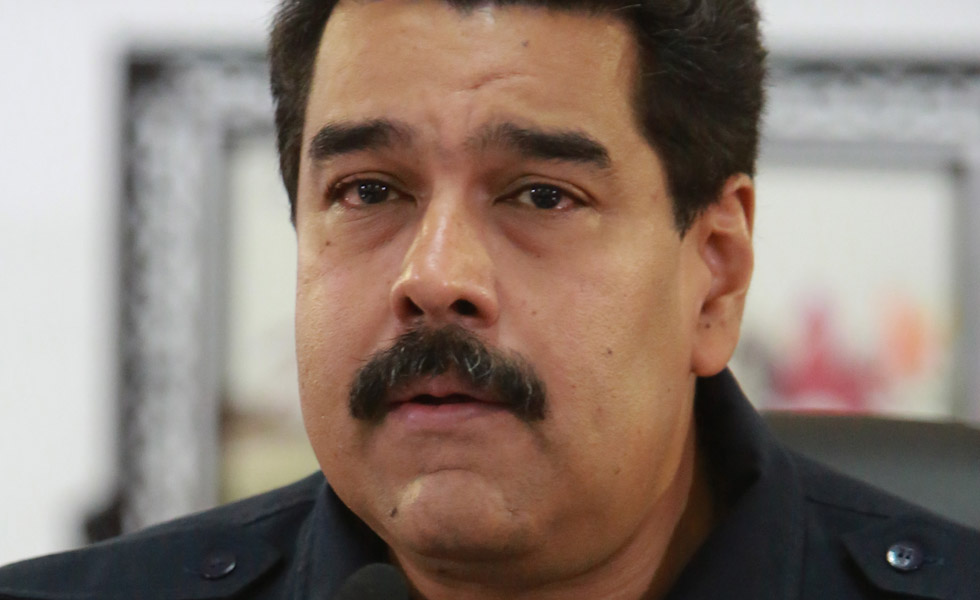 Maduro asegura que en el 2014, la Fanb “salió a proteger al pueblo con la Constitución en la mano”