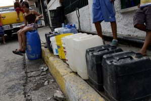 Tras 48 horas, persisten fallas en el suministro de agua en Barquisimeto y Cabudare #25Feb