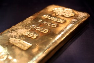 Las reservas en oro cayeron 24% en año y medio