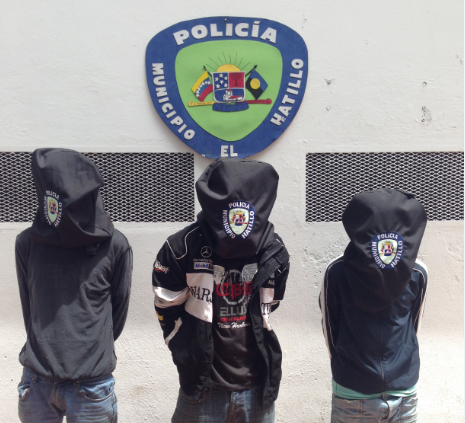 Polihatillo frustró robo en La Lagunita y detuvo a tres delincuentes