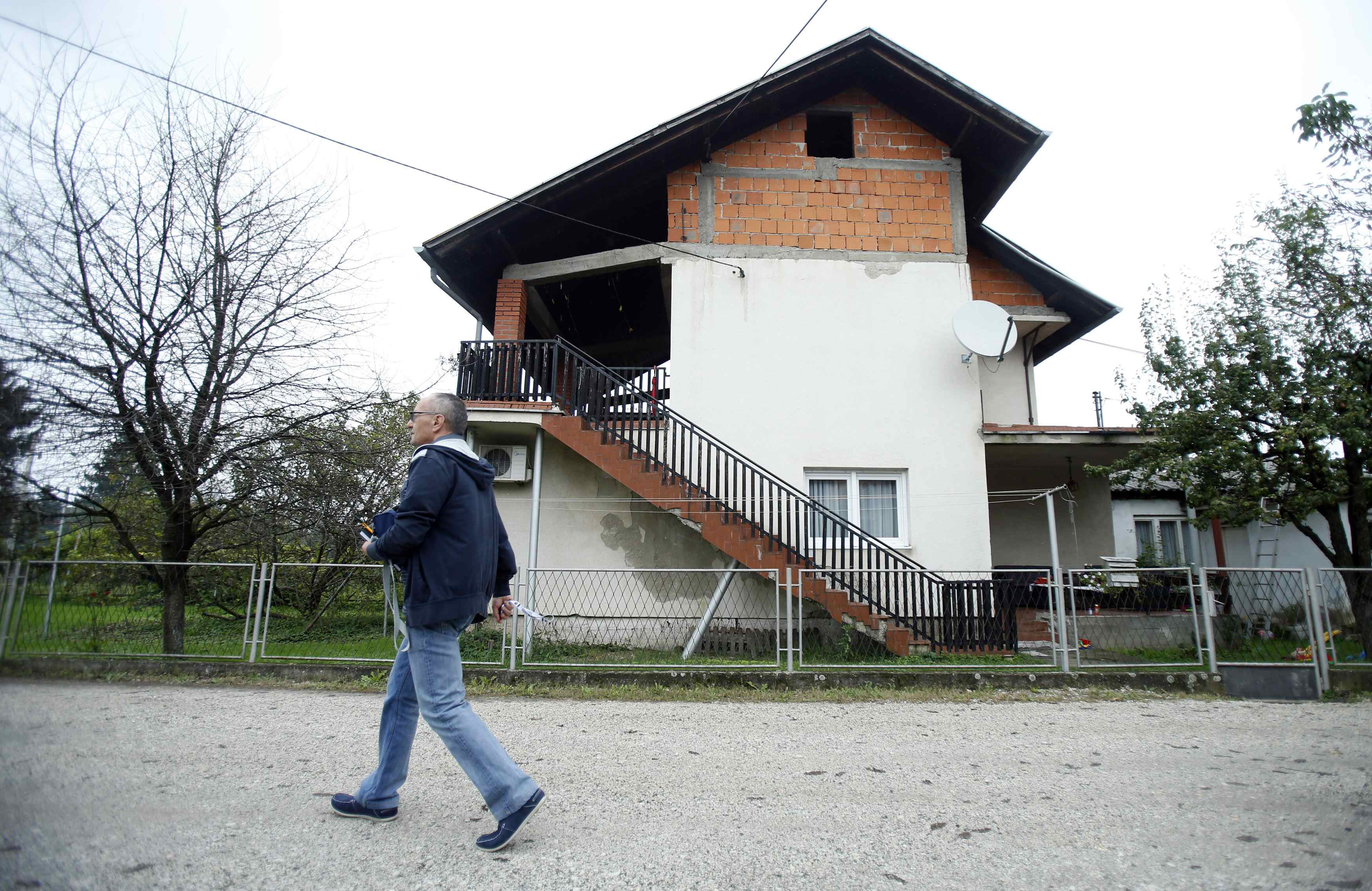La viuda del británico decapitado guarda silencio en su casa de Croacia