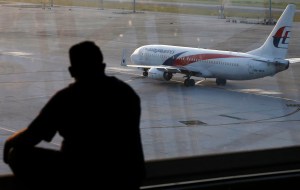 Avión de Malaysia Airlines tuvo que aterrizar por problemas técnicos