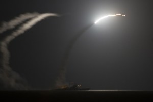 Arabia Saudita, Bahrein, Catar, Emiratos Arabes, Jordania y Estados Unidos atacaron al EI en Siria