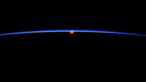 Increíble FOTO del amanecer desde la Estación Espacial Internacional