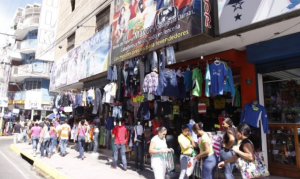 Comerciantes de Anzoátegui continúan esperando mercancía para diciembre