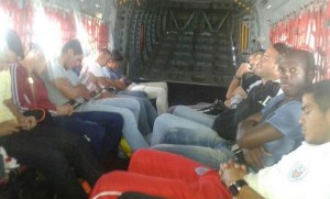 Maratónico viaje de un equipo de fútbol venezolano por falta de boletos aéreos (FOTOS)