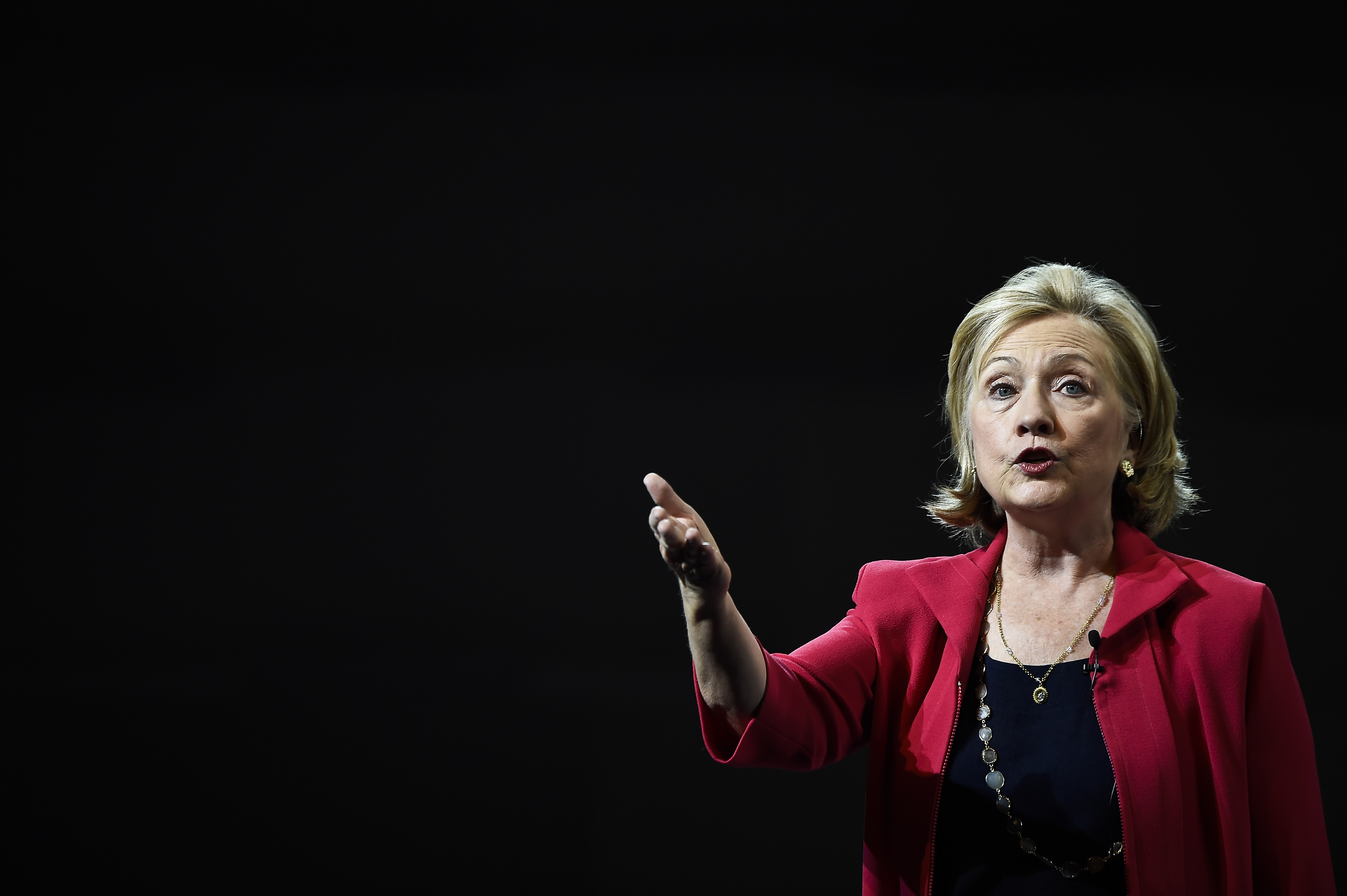 Hillary Clinton decidirá sobre posible candidatura presidencial a inicios de 2015