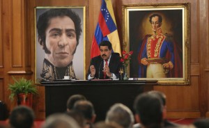 Maduro y el “sacudón”: Debe iniciarse una nueva etapa de la “revolución”