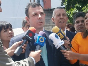 Copei introdujo amparo contra la cazahuellas con el respaldo de 726 mil venezolanos