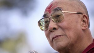 China se opone a que el Dalai Lama regrese al Tíbet