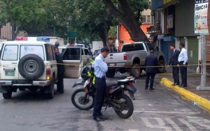 Asesinan de seis disparos a un hombre en la Av. Solano en Sabana Grande (Fotos + Video)