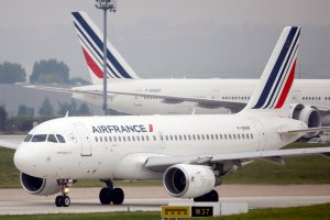 Pilotos de Air France se declaran en huelga